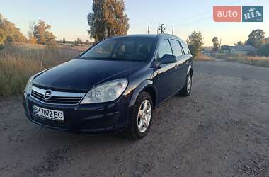 Універсал Opel Astra 2010 в Шостці