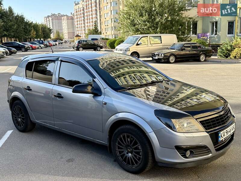 Хэтчбек Opel Astra 2006 в Киеве фото 3 Хэтчбек Opel Astra 2006 в Киеве