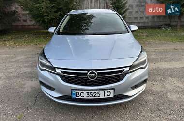 Универсал Opel Astra 2016 в 