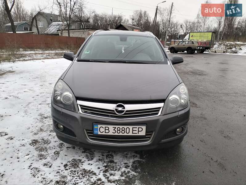 Универсал Opel Astra 2009 в Чернигове