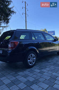 Универсал Opel Astra 2005 в 