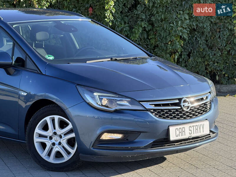 Универсал Opel Astra 2017 в Стрые