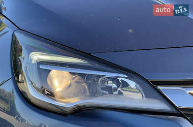 Универсал Opel Astra 2017 в 