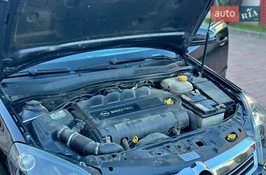 Универсал Opel Astra 2010 в 