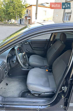 Седан Opel Astra 2006 в 