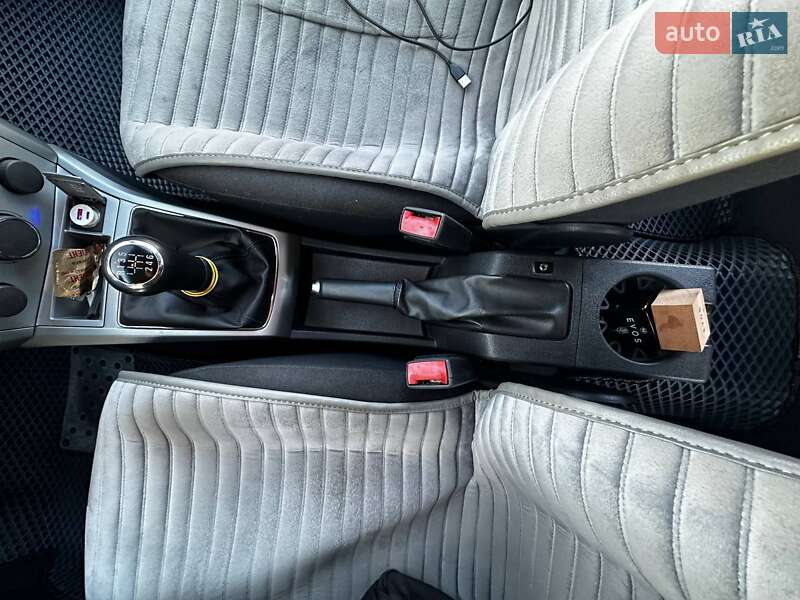 Универсал Opel Astra 2009 в Могилев-Подольске