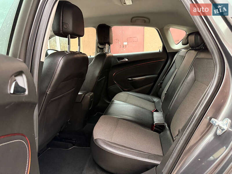Хэтчбек Opel Astra 2010 в Ивано-Франковске