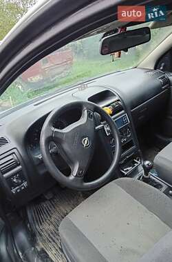 Седан Opel Astra 2003 в Славському
