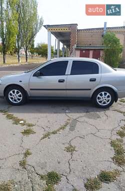 Седан Opel Astra 2007 в Доманевке