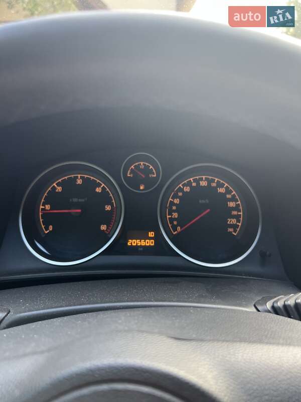 Универсал Opel Astra 2010 в Львове фото 11 Универсал Opel Astra 2010 в Львове