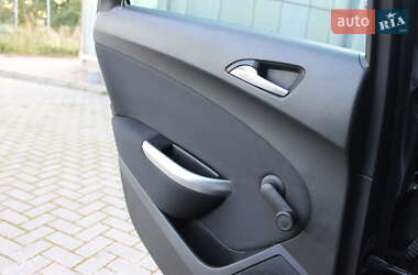 Универсал Opel Astra 2011 в 
