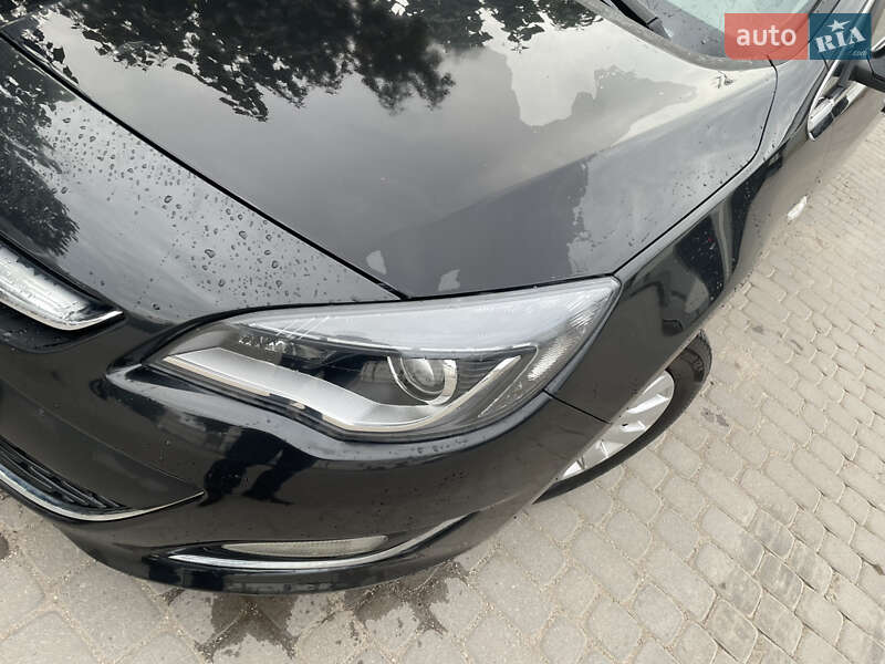 Универсал Opel Astra 2015 в Теофиполе