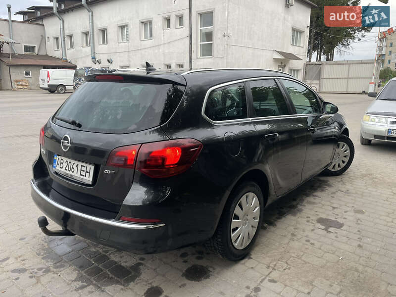 Универсал Opel Astra 2015 в Теофиполе