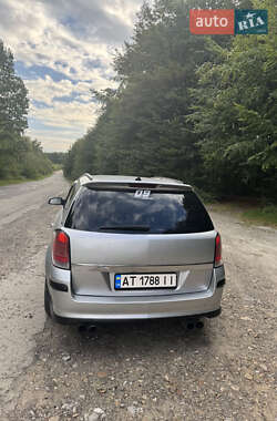 Универсал Opel Astra 2005 в 