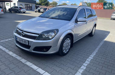 Універсал Opel Astra 2006 в Радомишлі