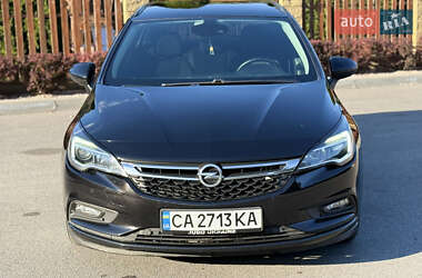 Универсал Opel Astra 2017 в 