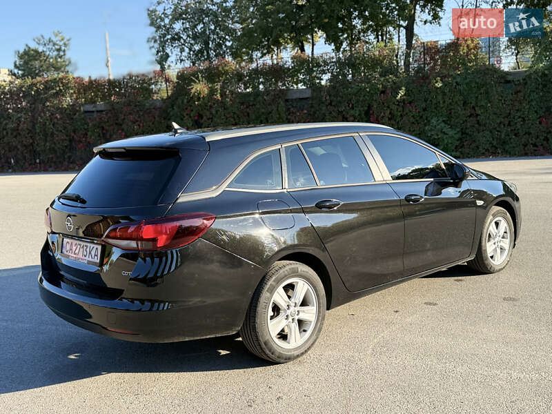 Универсал Opel Astra 2017 в Днепре