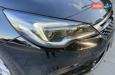 Универсал Opel Astra 2017 в 
