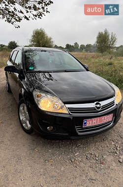 Универсал Opel Astra 2009 в 