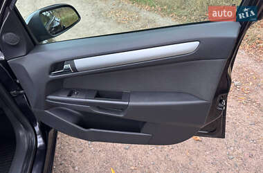 Универсал Opel Astra 2009 в 