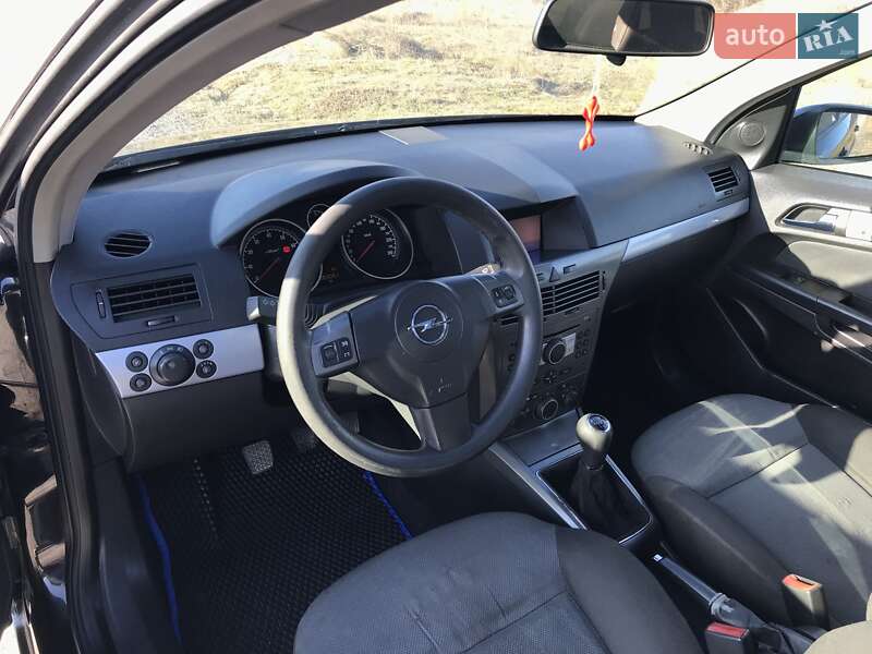 Универсал Opel Astra 2005 в Ужгороде фото 15 Универсал Opel Astra 2005 в Ужгороде
