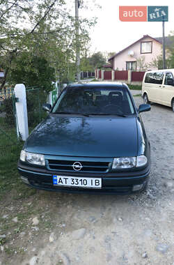 Хэтчбек Opel Astra 1997 в Надворной