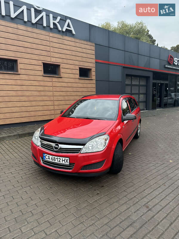 Универсал Opel Astra 2009 в Киеве