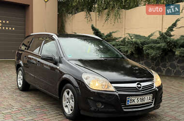 Универсал Opel Astra 2008 в 