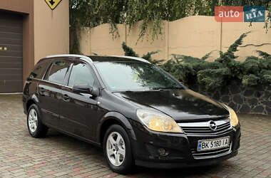 Универсал Opel Astra 2008 в 