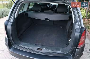 Универсал Opel Astra 2009 в 