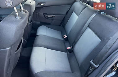 Универсал Opel Astra 2005 в 