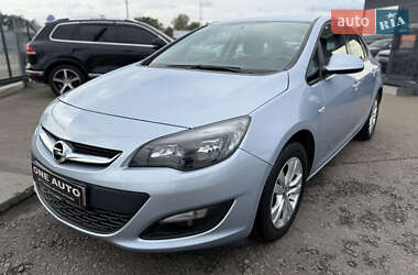 Седан Opel Astra 2017 в Києві