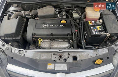 Универсал Opel Astra 2006 в 