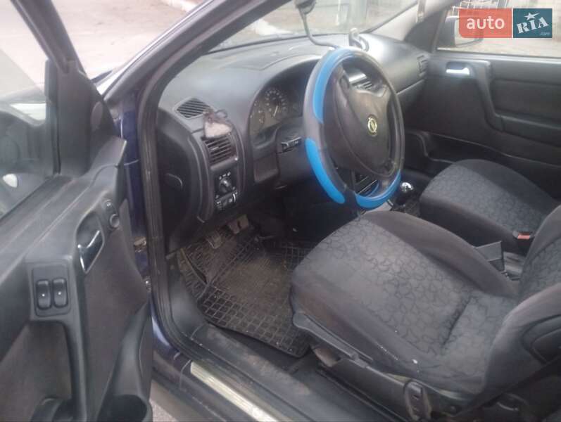 Универсал Opel Astra 2000 в Первомайске