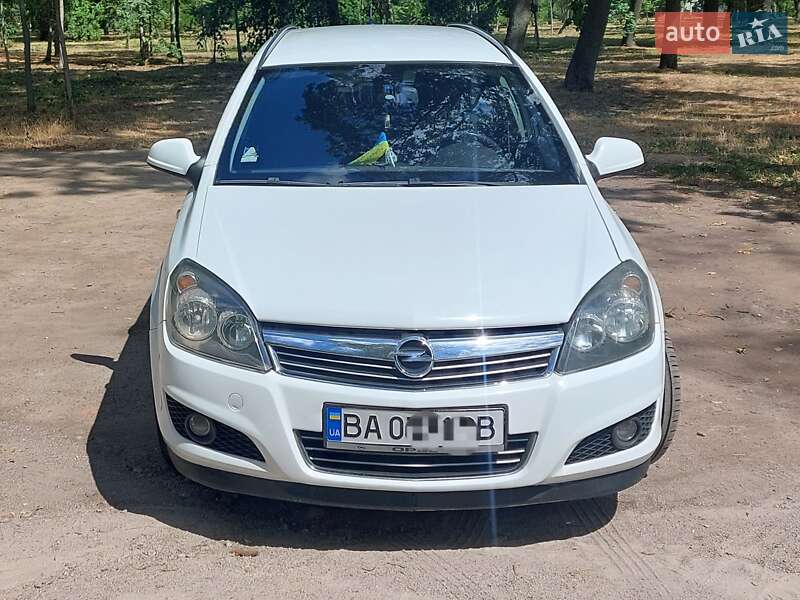Универсал Opel Astra 2010 в Кропивницком фото 5 Универсал Opel Astra 2010 в Кропивницком