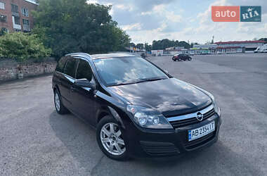 Универсал Opel Astra 2005 в 