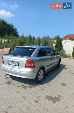 Хэтчбек Opel Astra 1999 в 