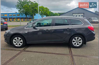 Универсал Opel Astra 2014 в 