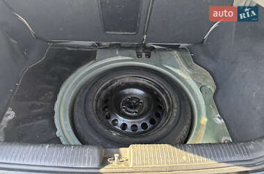 Хетчбек Opel Astra 2000 в 