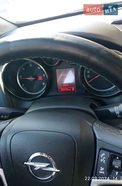 Универсал Opel Astra 2011 в 