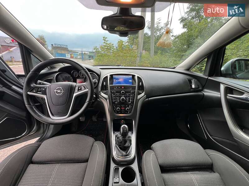 Універсал Opel Astra 2011 в Нетішині фото 6 Універсал Opel Astra 2011 в Нетішині