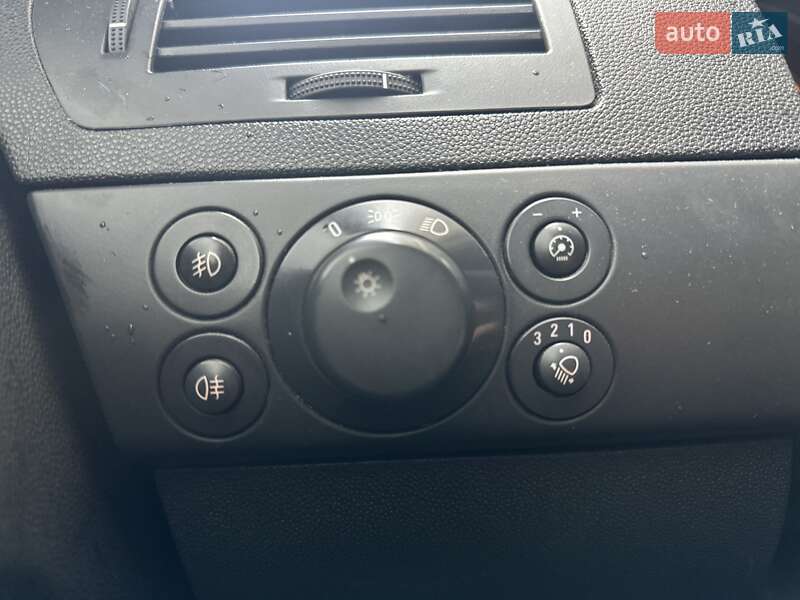 Хэтчбек Opel Astra 2012 в Тернополе