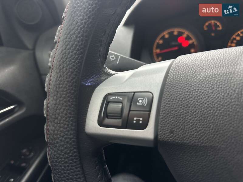 Хэтчбек Opel Astra 2012 в Тернополе