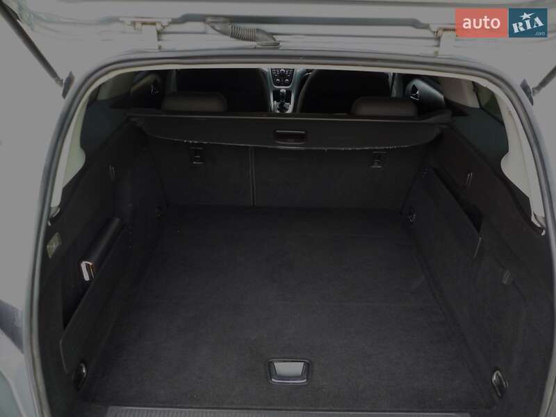 Универсал Opel Astra 2013 в Делятине