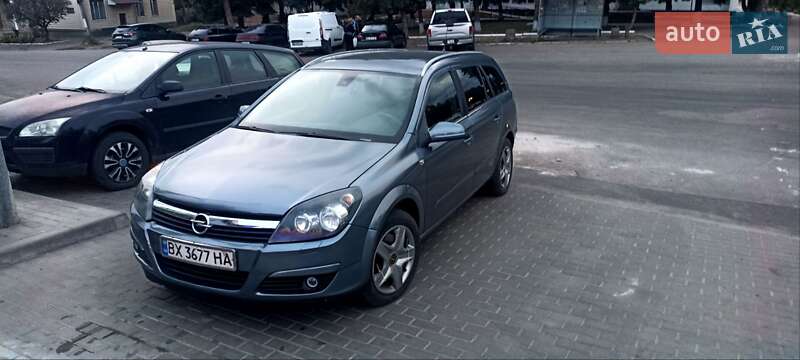Универсал Opel Astra 2004 в 