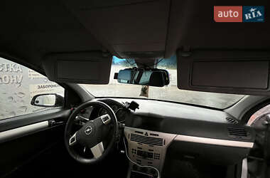 Универсал Opel Astra 2008 в 