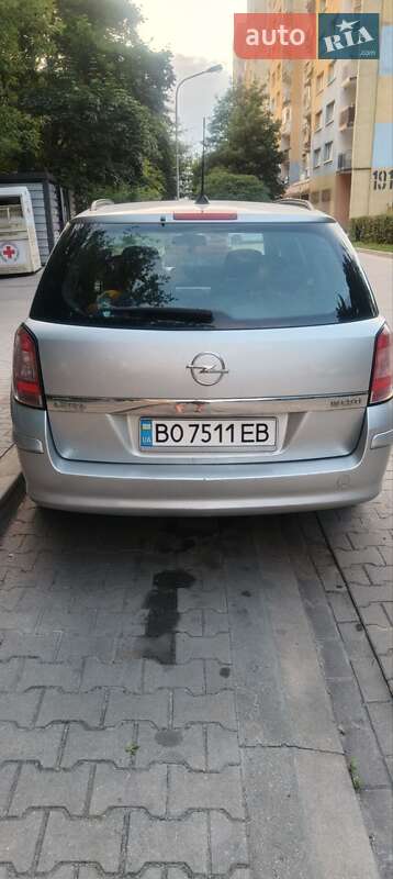 Универсал Opel Astra 2008 в Збараже