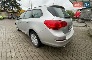 Универсал Opel Astra 2011 в 