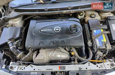 Универсал Opel Astra 2011 в 