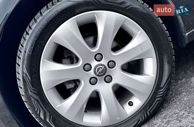 Универсал Opel Astra 2013 в 
